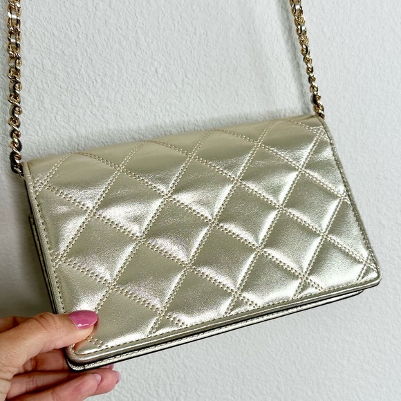REDUCED 🌸 Tory Burch Quilted Metallic Champagne Crossbody Clutch - Picture 8 of 8